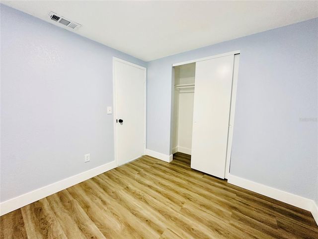 8203 OLIVEWOOD PLACE, Tampa, FL 33615