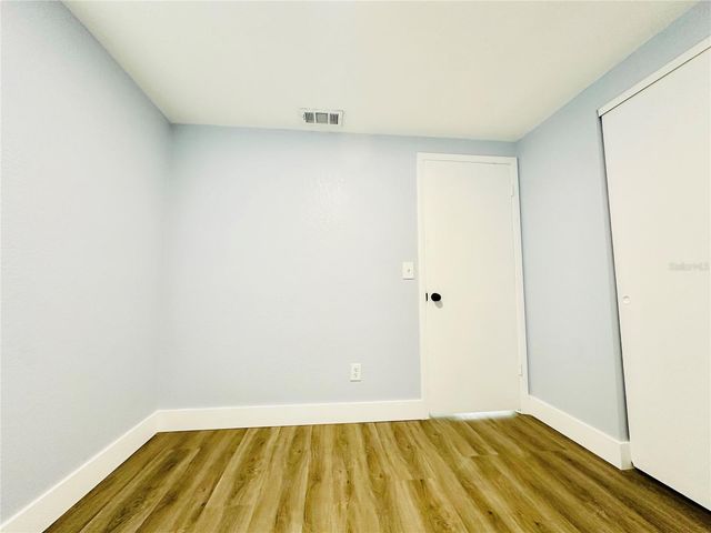 8203 OLIVEWOOD PLACE, Tampa, FL 33615