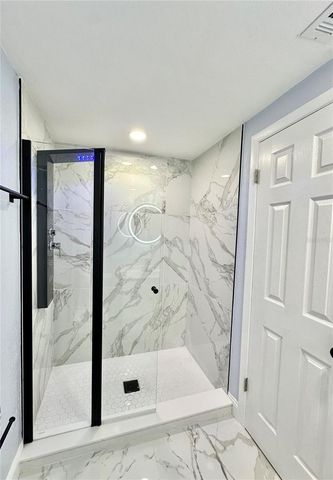 8203 OLIVEWOOD PLACE, Tampa, FL 33615