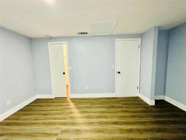8203 OLIVEWOOD PLACE, Tampa, FL 33615