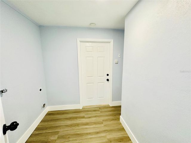 8203 OLIVEWOOD PLACE, Tampa, FL 33615