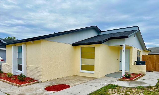 8203 OLIVEWOOD PLACE, Tampa, FL 33615
