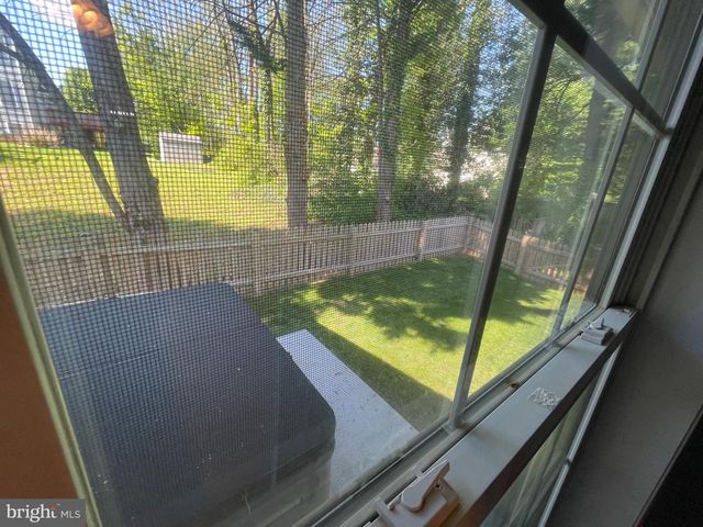32 TALISMAN DR, Martinsburg, WV 25403
