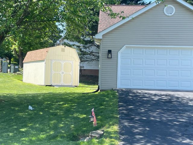 32 TALISMAN DR, Martinsburg, WV 25403