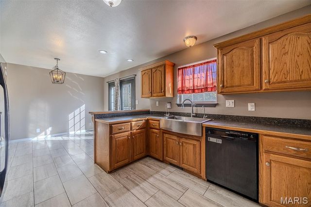 21504 Horizonway, St Robert, MO 65584