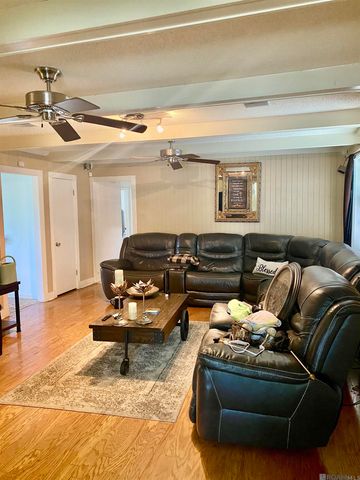 3087 Farrington Dr, Baton Rouge, LA 70814