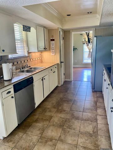 3087 Farrington Dr, Baton Rouge, LA 70814