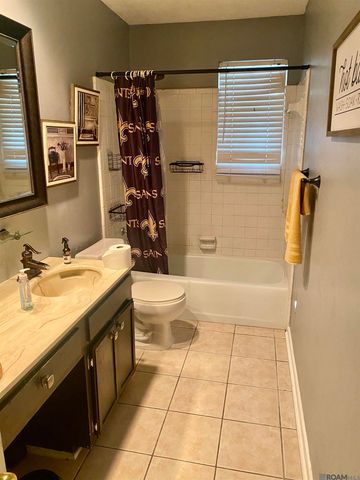3087 Farrington Dr, Baton Rouge, LA 70814