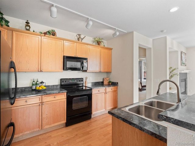 2240 S Vaughn Way 103, Aurora, CO 80014