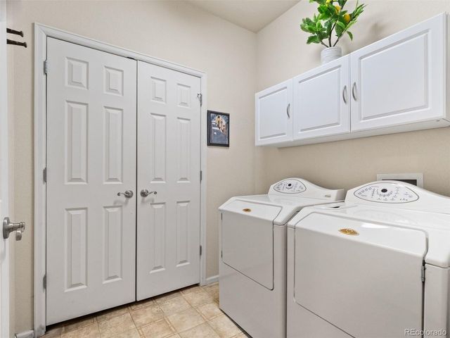 2240 S Vaughn Way 103, Aurora, CO 80014