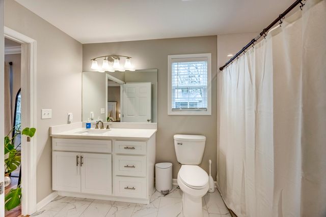525 S Lucas Street, Junction City, KY 40440