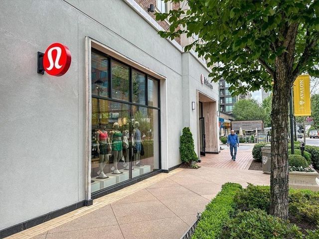 205 Phillips Lane, Alpharetta, GA 30009