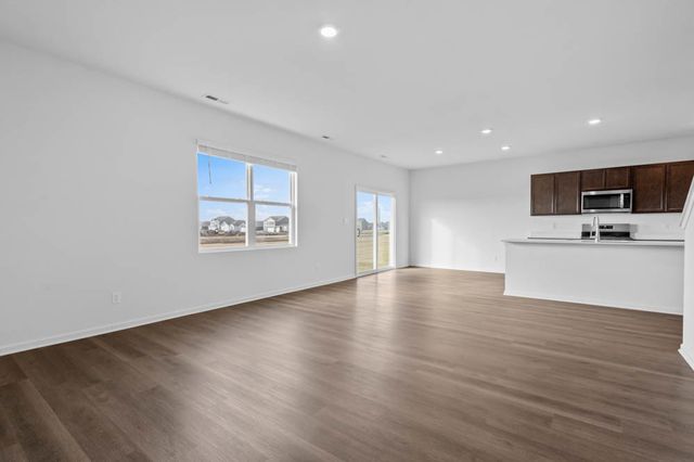 2602 Camelback Drive, Pingree Grove, IL 60140