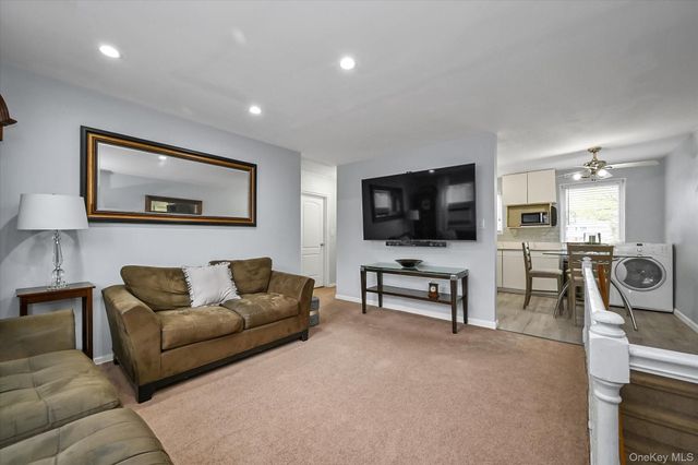 218-16 68th Avenue 12-03 2, Bayside, NY 11364