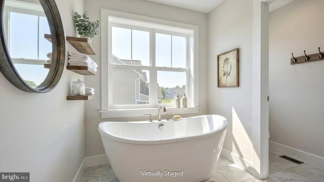 1002 EDORMA CT, Harrisburg, PA 17112