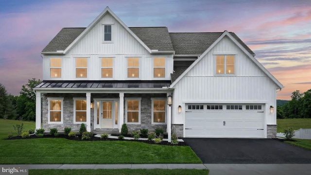 1002 EDORMA CT, Harrisburg, PA 17112