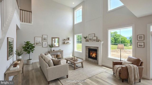 1002 EDORMA CT, Harrisburg, PA 17112