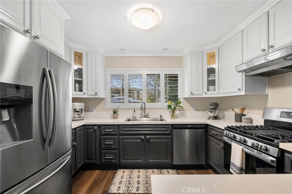 Image 10 of property listing at 430 Chaparral Drive, Claremont, CA 91711