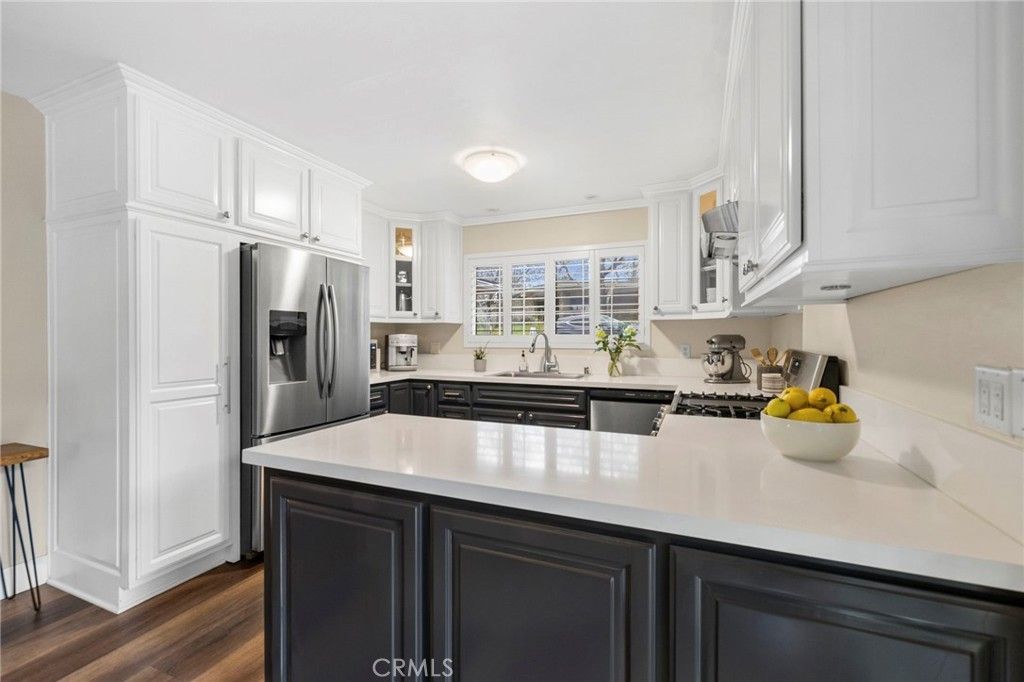 Image 11 of property listing at 430 Chaparral Drive, Claremont, CA 91711