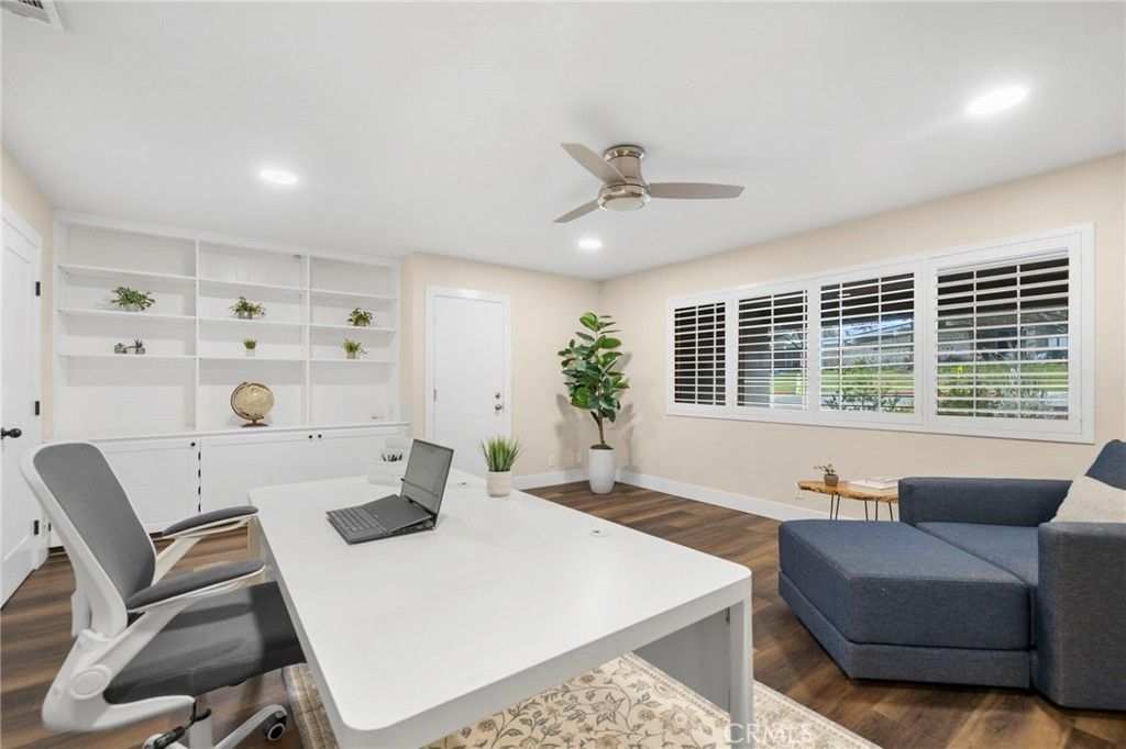 Image 16 of property listing at 430 Chaparral Drive, Claremont, CA 91711