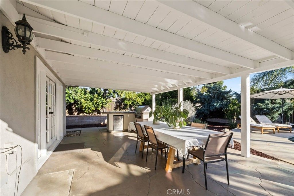 Image 29 of property listing at 430 Chaparral Drive, Claremont, CA 91711