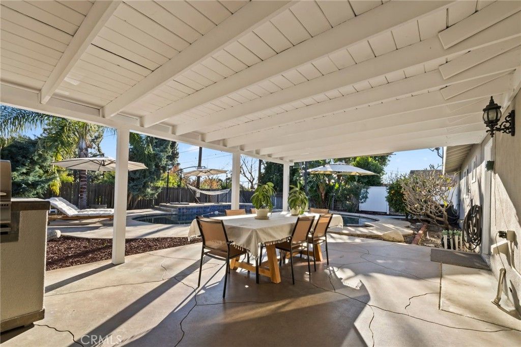 Image 30 of property listing at 430 Chaparral Drive, Claremont, CA 91711