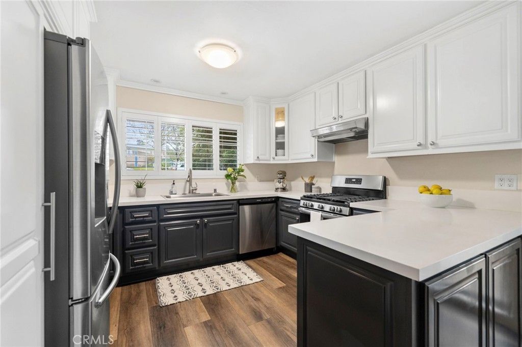 Image 9 of property listing at 430 Chaparral Drive, Claremont, CA 91711