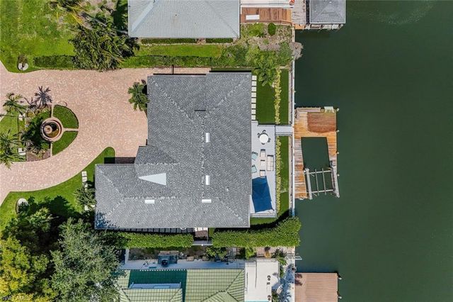151 BAYVIEW AVE, Naples, FL 34108