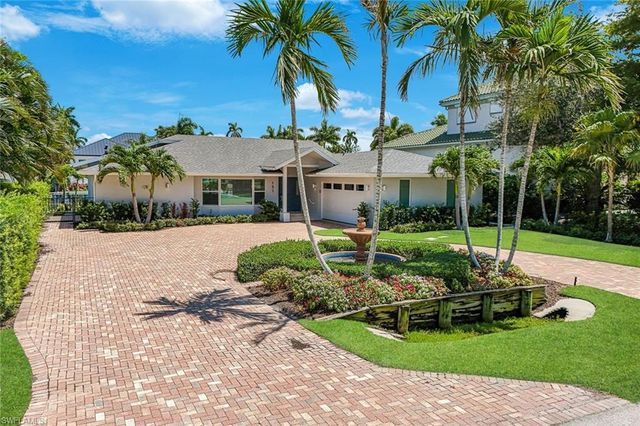 151 BAYVIEW AVE, Naples, FL 34108