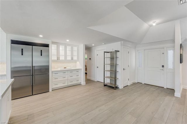151 BAYVIEW AVE, Naples, FL 34108