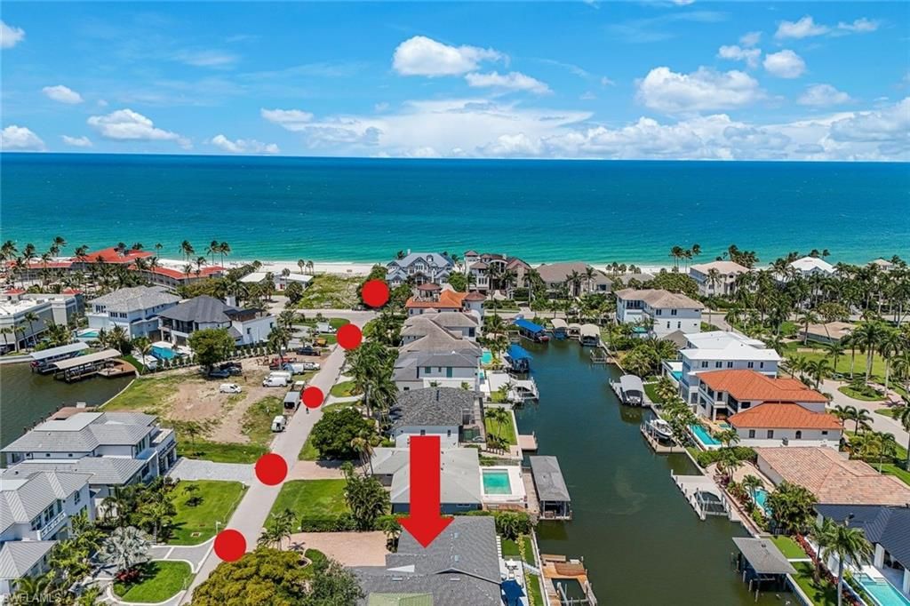 151 BAYVIEW AVE, Naples, FL 34108