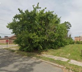 9254 Cameron Street, Detroit, MI 48211