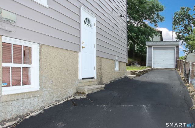 217 Ledgeside Avenue, Waterbury, CT 06708