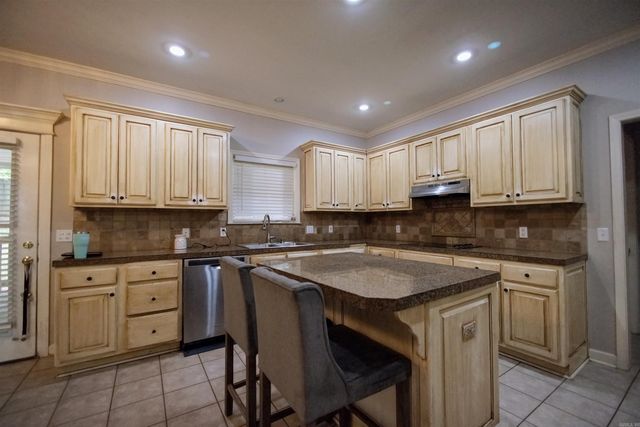 61 Berney Way Drive, Little Rock, AR 72223