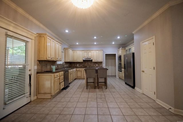 61 Berney Way Drive, Little Rock, AR 72223