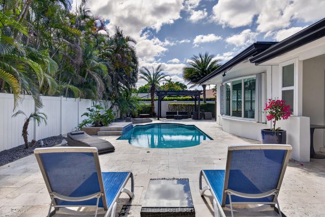 850 W Camino Real, Boca Raton, FL 33486