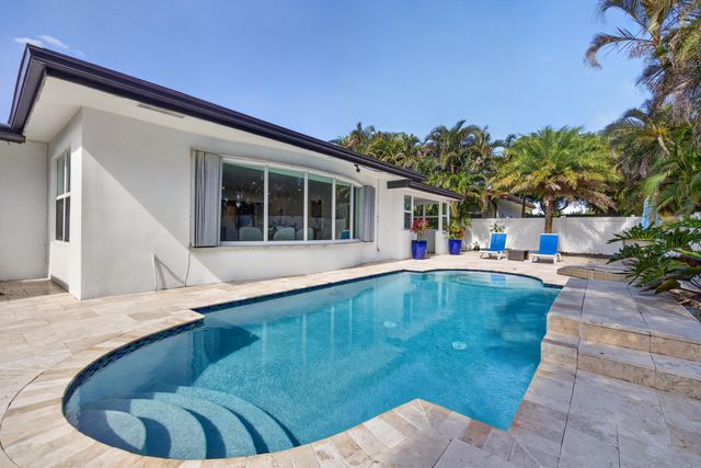 850 W Camino Real, Boca Raton, FL 33486