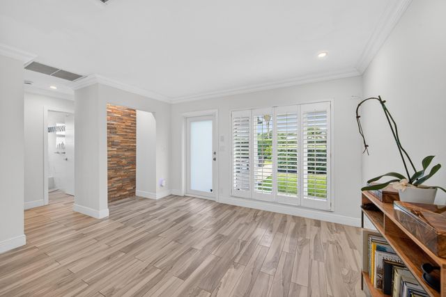 850 W Camino Real, Boca Raton, FL 33486