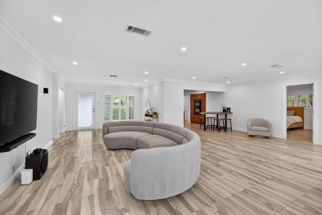 850 W Camino Real, Boca Raton, FL 33486