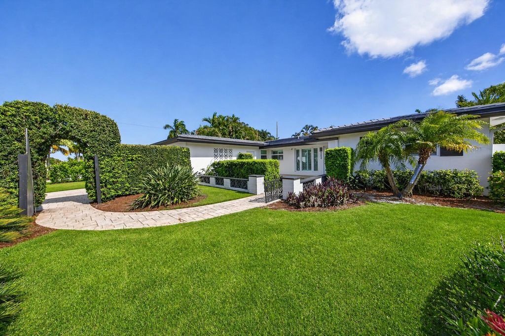 850 W Camino Real, Boca Raton, FL 33486