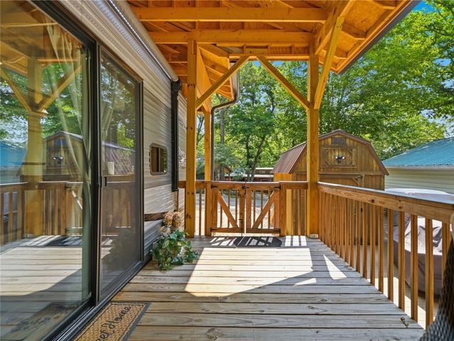 104 Cindy Parkway, Cleveland, GA 30528