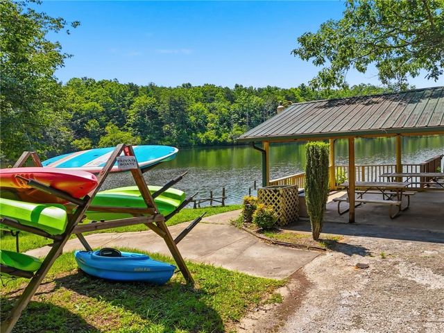 104 Cindy Parkway, Cleveland, GA 30528