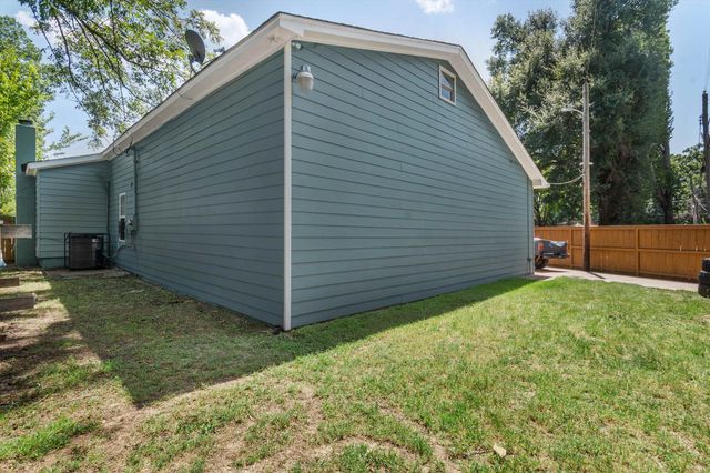1305 GHERALD ST, Memphis, TN 38108