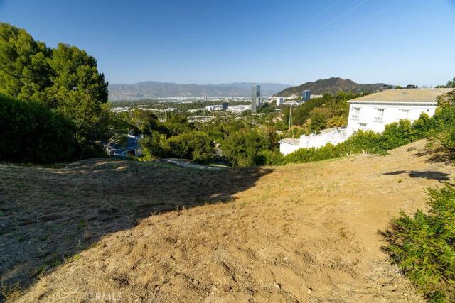 3400 Wrightwood Drive, Studio City, CA 91604