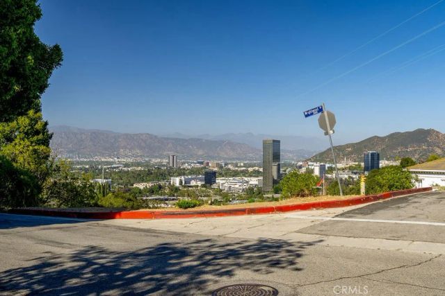 3400 Wrightwood Drive, Studio City, CA 91604