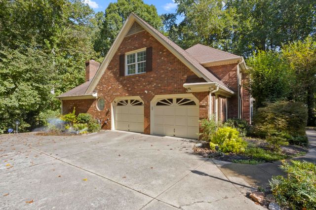 1228 Shadowood Drive, Spartanburg, SC 29301