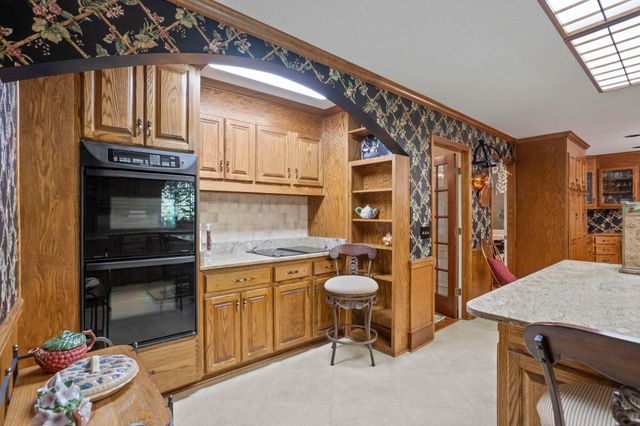 1228 Shadowood Drive, Spartanburg, SC 29301