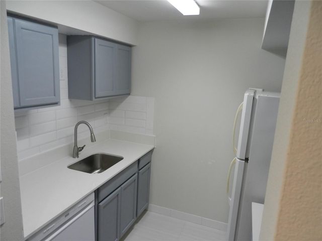 4013 DREAM OAK PL 103, Tampa, FL 33613