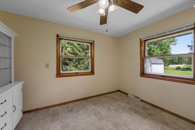 W235N6442 Outer Circle DRIVE, Sussex, WI 53089