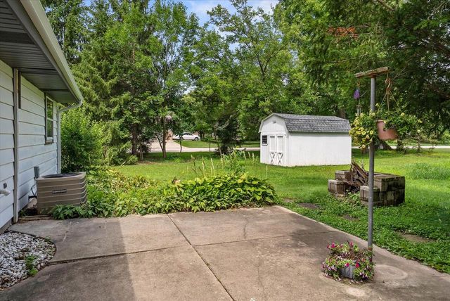 W235N6442 Outer Circle DRIVE, Sussex, WI 53089